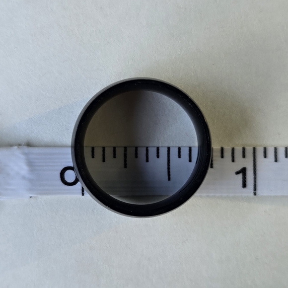 🖤 Smooth Matte Black Ring - Picture 5 of 7